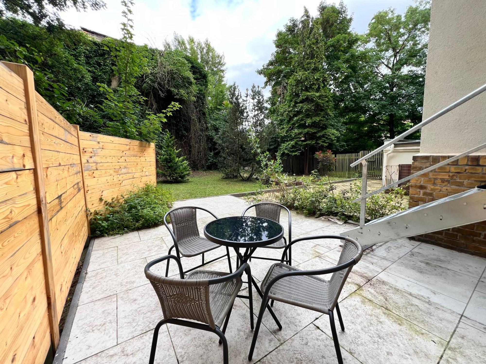 Soul-Apartment Terrasse Privat-Parkplatz Boxspringbett 55Zoll Tv Wlan Lipcse Kültér fotó